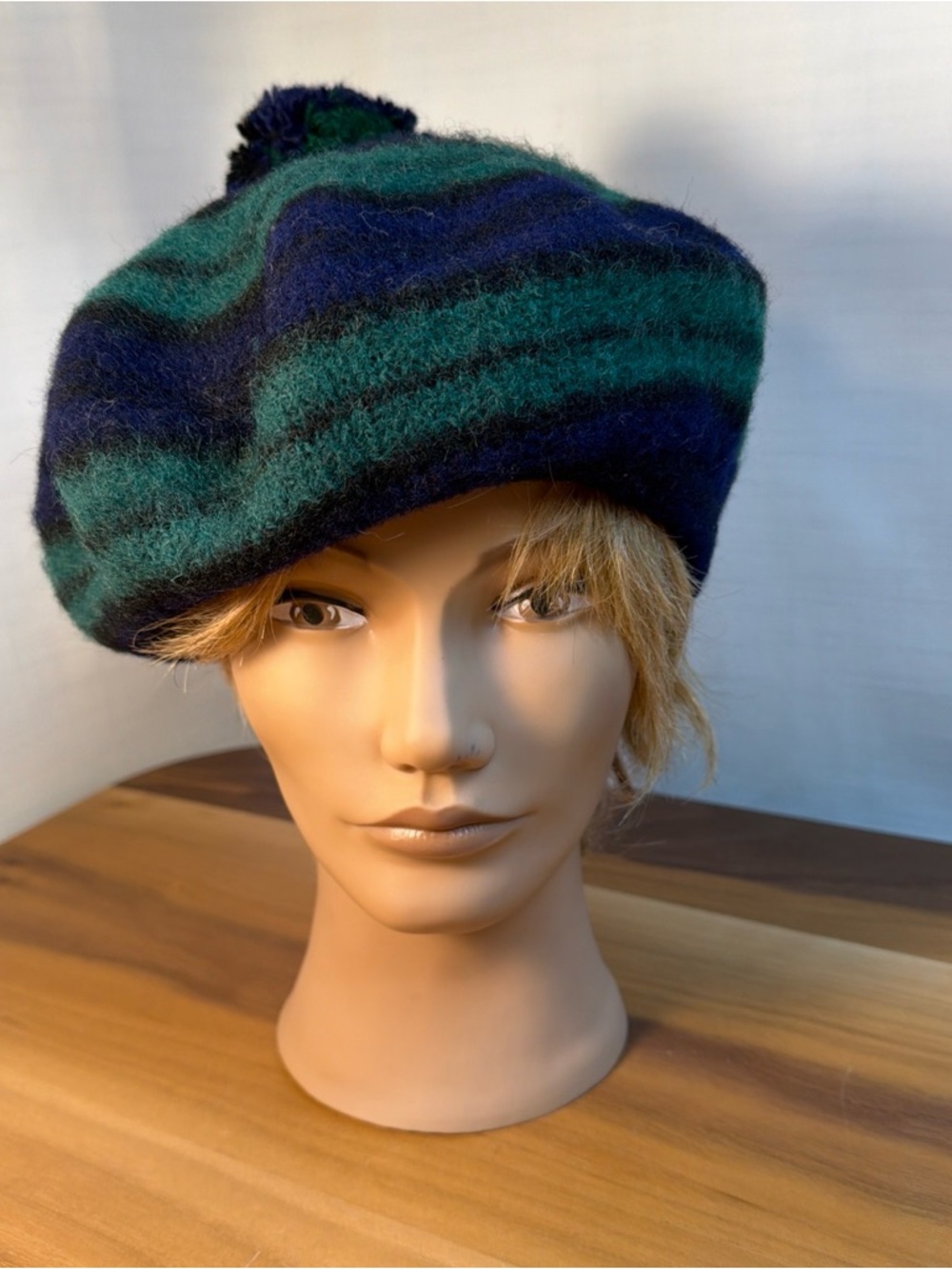VTG L.L. Bean Freeport Maine Of Scotland Hat Pom Pom Blue Green Pure Wool Tartan